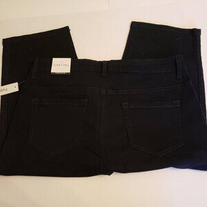 NWT Purple and More Capris Size 10 Solid Black Heavyweight Cotton  & Spandex  B3